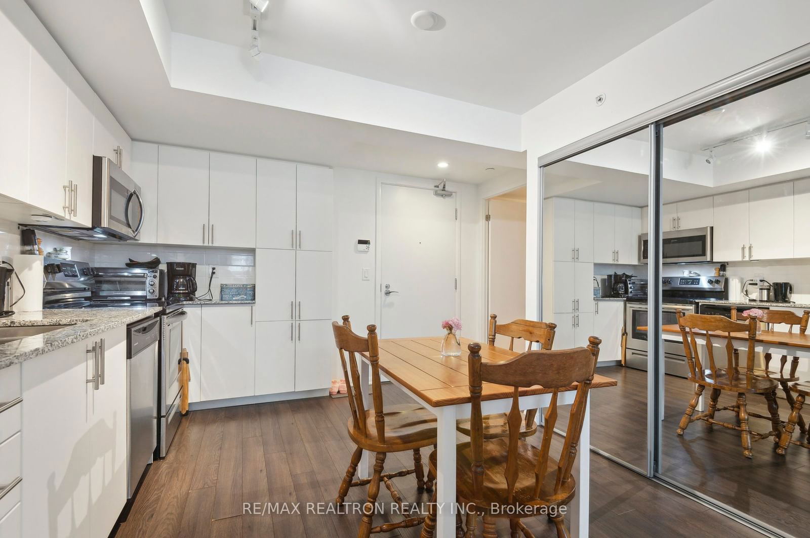 3091 Dufferin St, unit 319 for sale