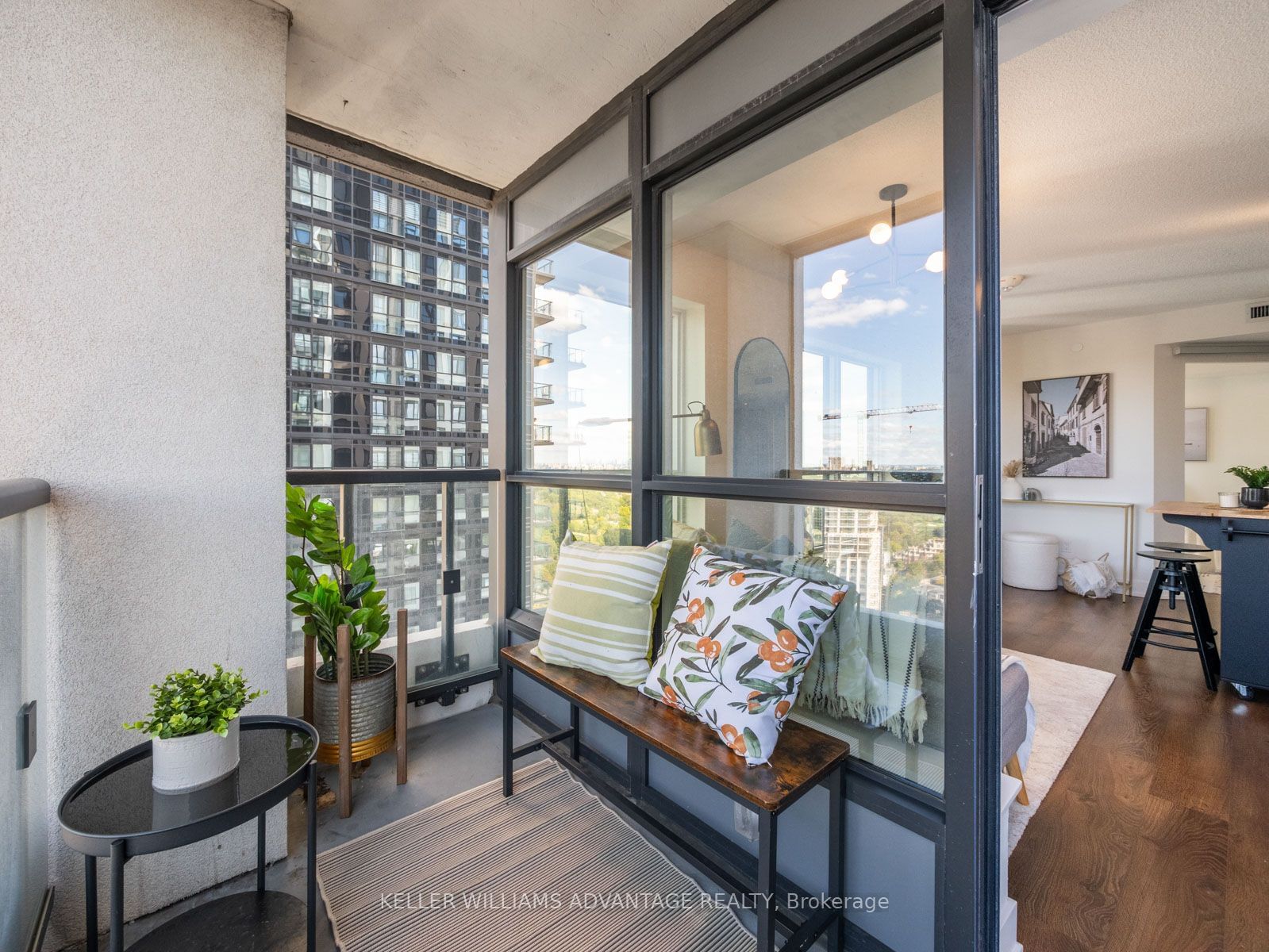 7 Mabelle Ave, unit 3004 for sale