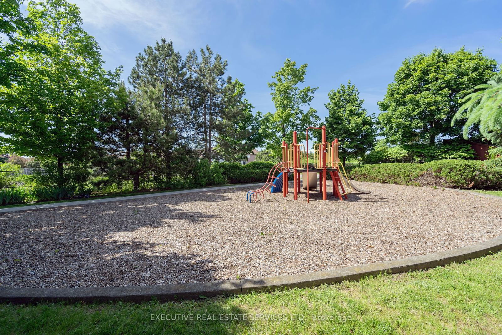 Bristol & Fallingbrook Townhomes, Mississauga, Toronto