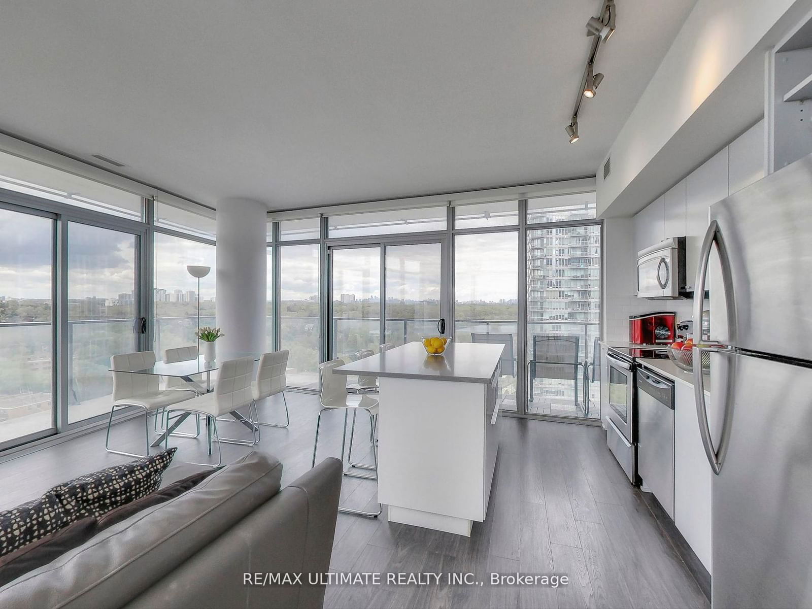 103 THE QUEENSWAY, unit 1514 for sale