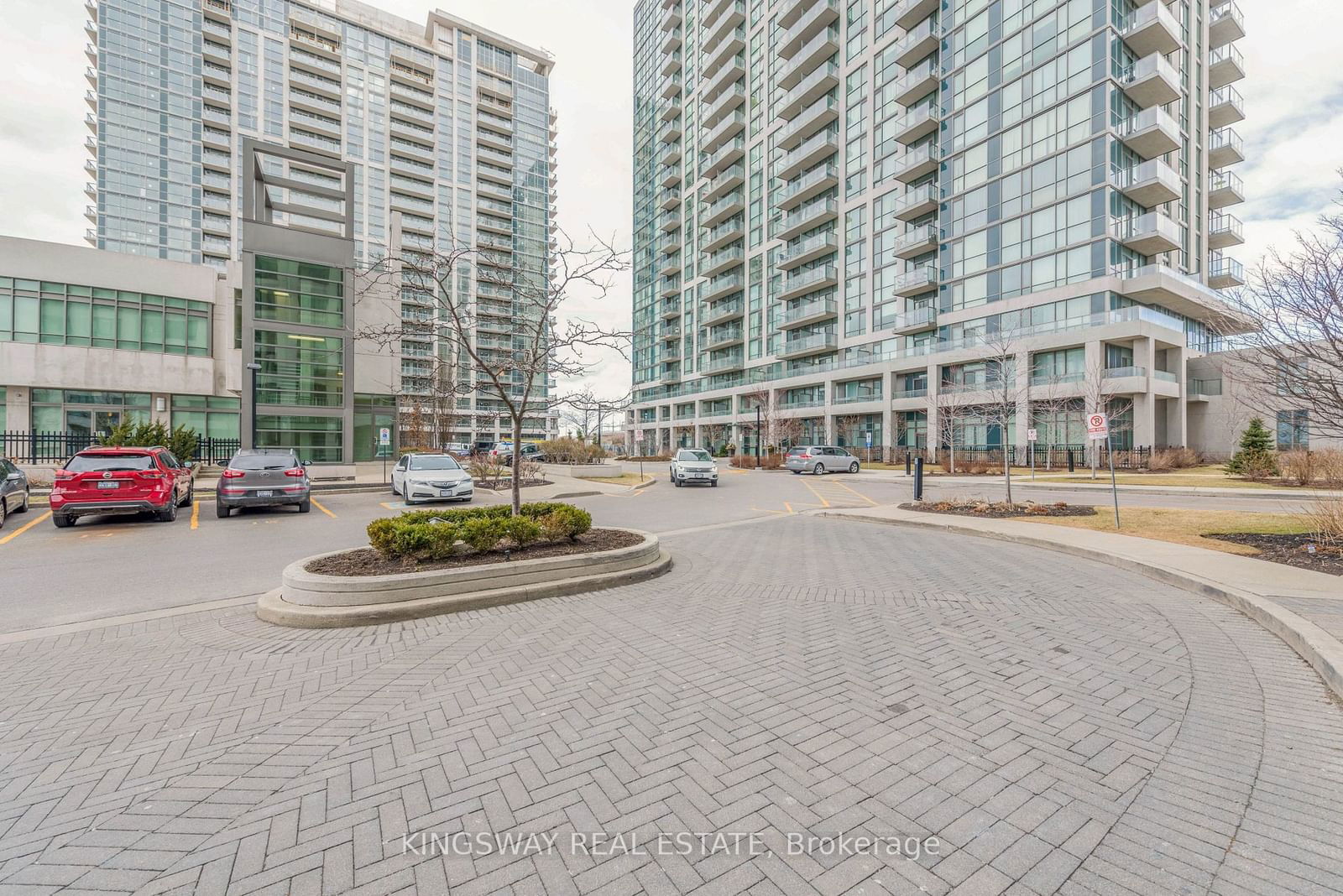 339 Rathburn Rd W, unit 1102 for sale