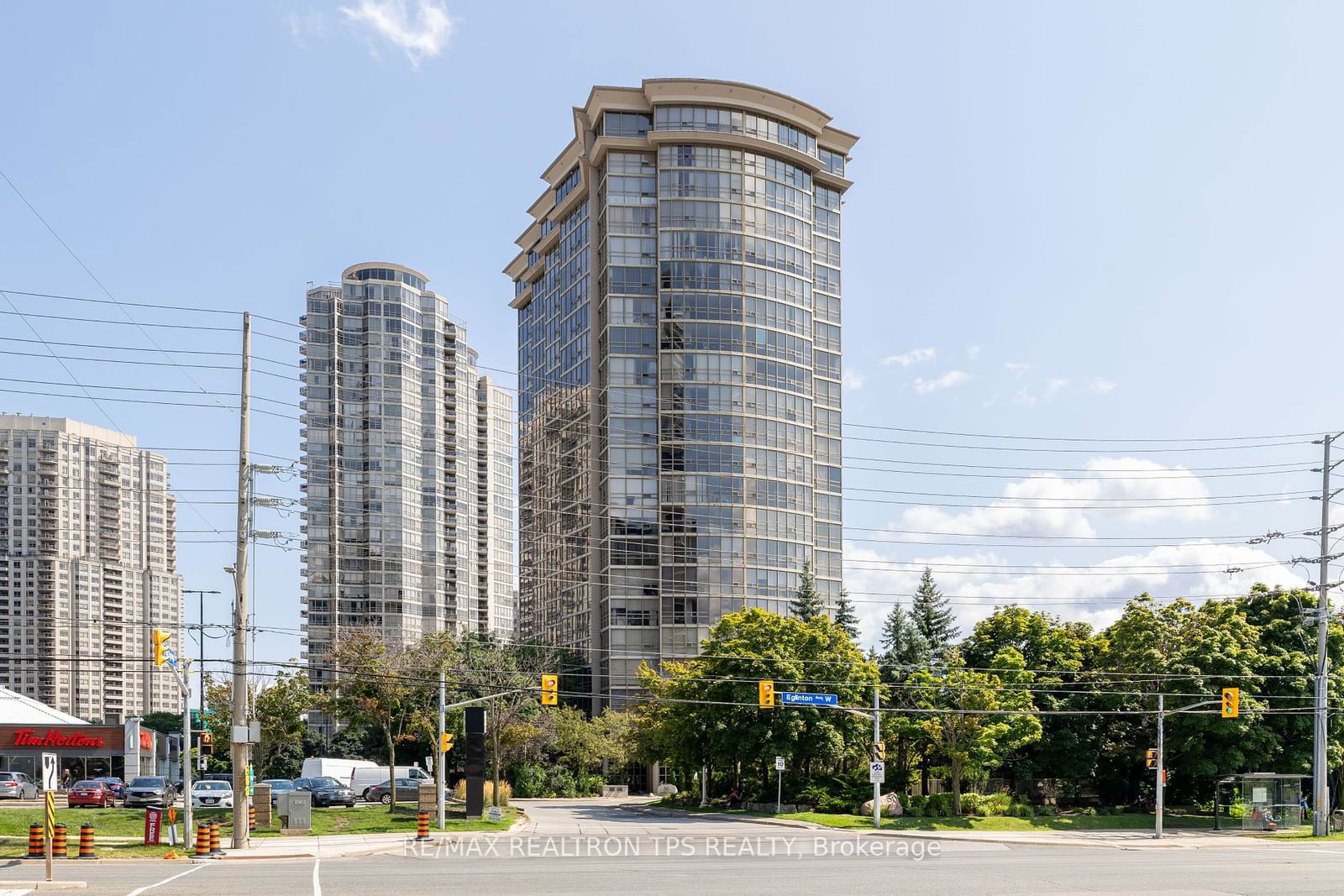 50 Eglinton Ave W, unit 1707 for sale