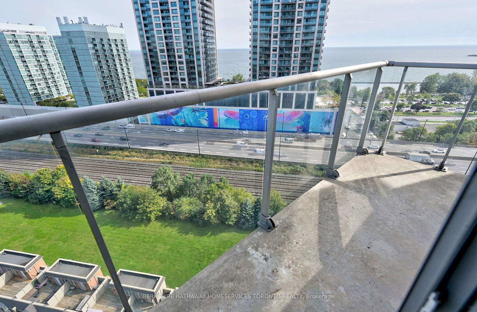 15 Windermere Ave, unit 1708 for sale