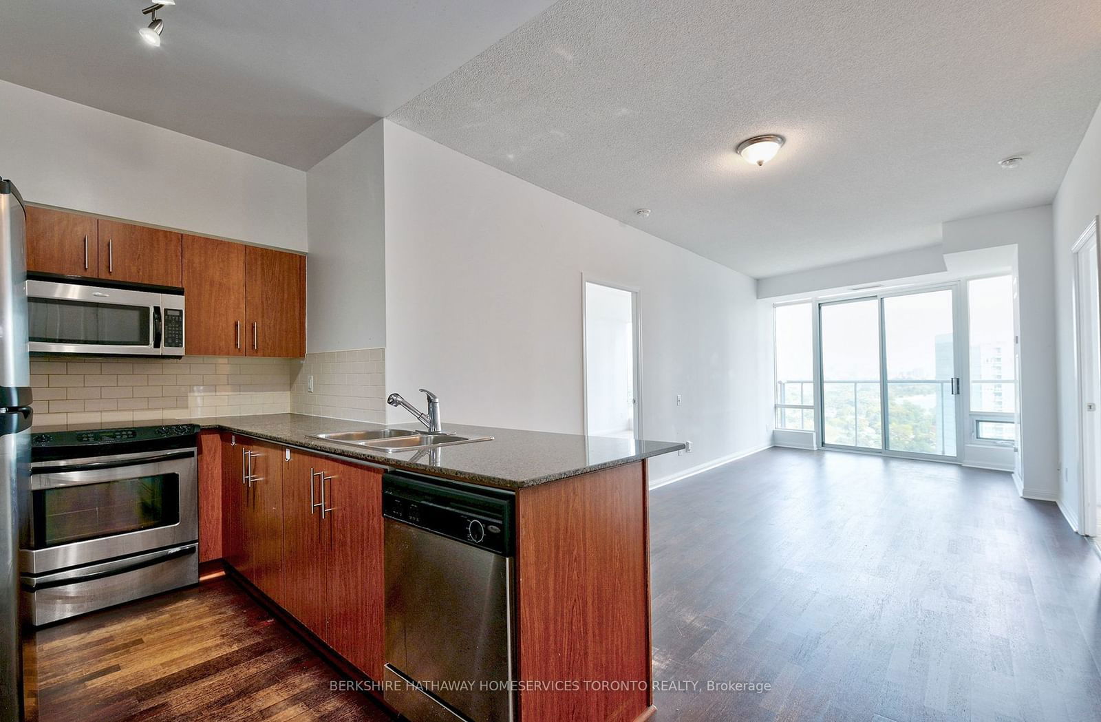 15 Windermere Ave, unit 1708 for sale