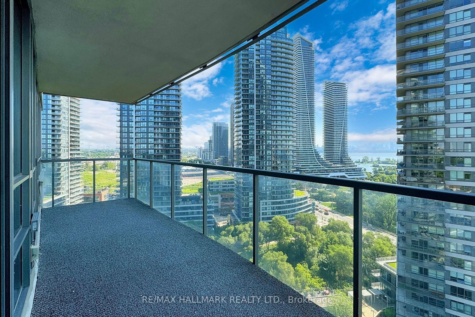 Beyond The Sea - North Tower, Etobicoke, Toronto