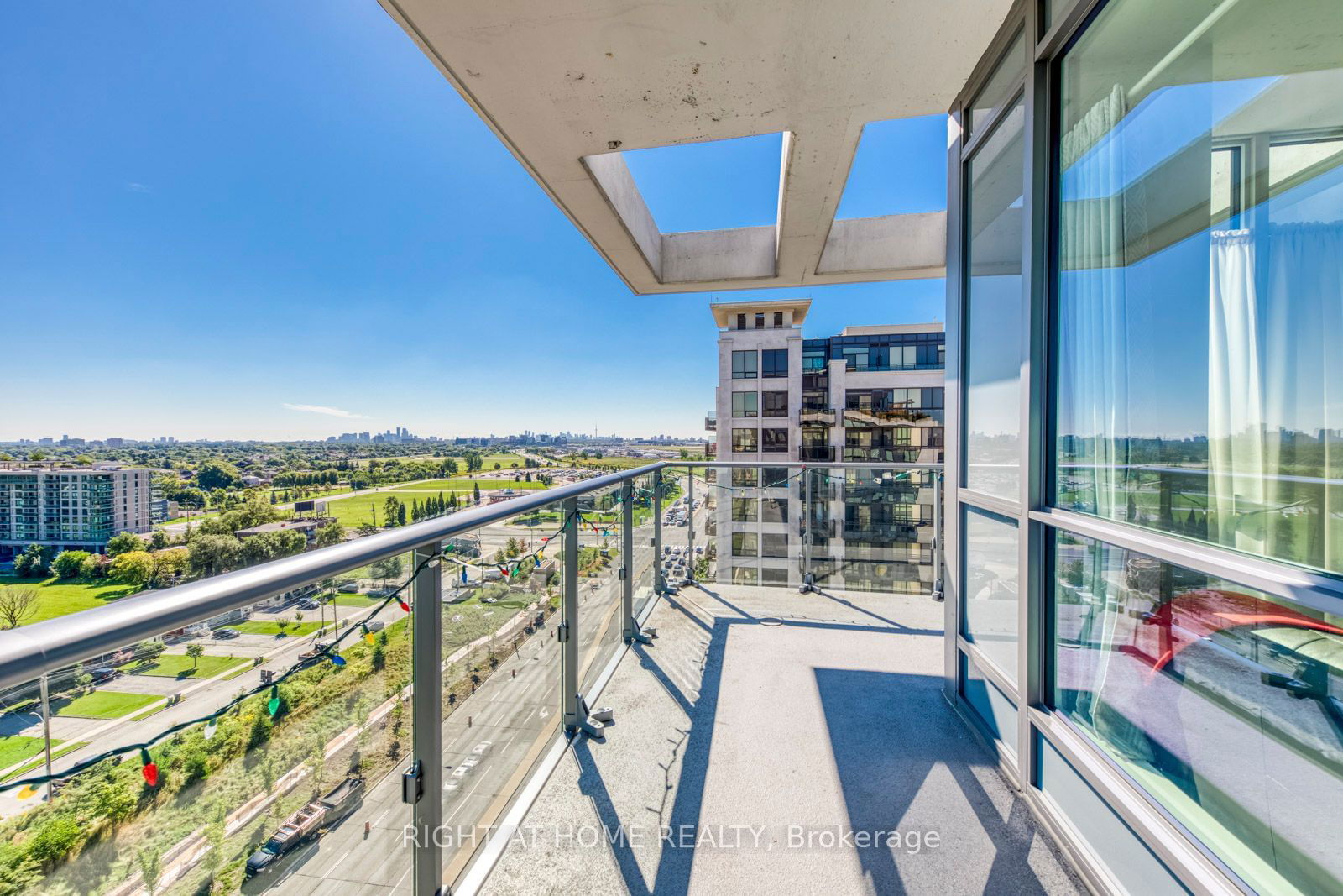 Avro Condominiums, North York, Toronto