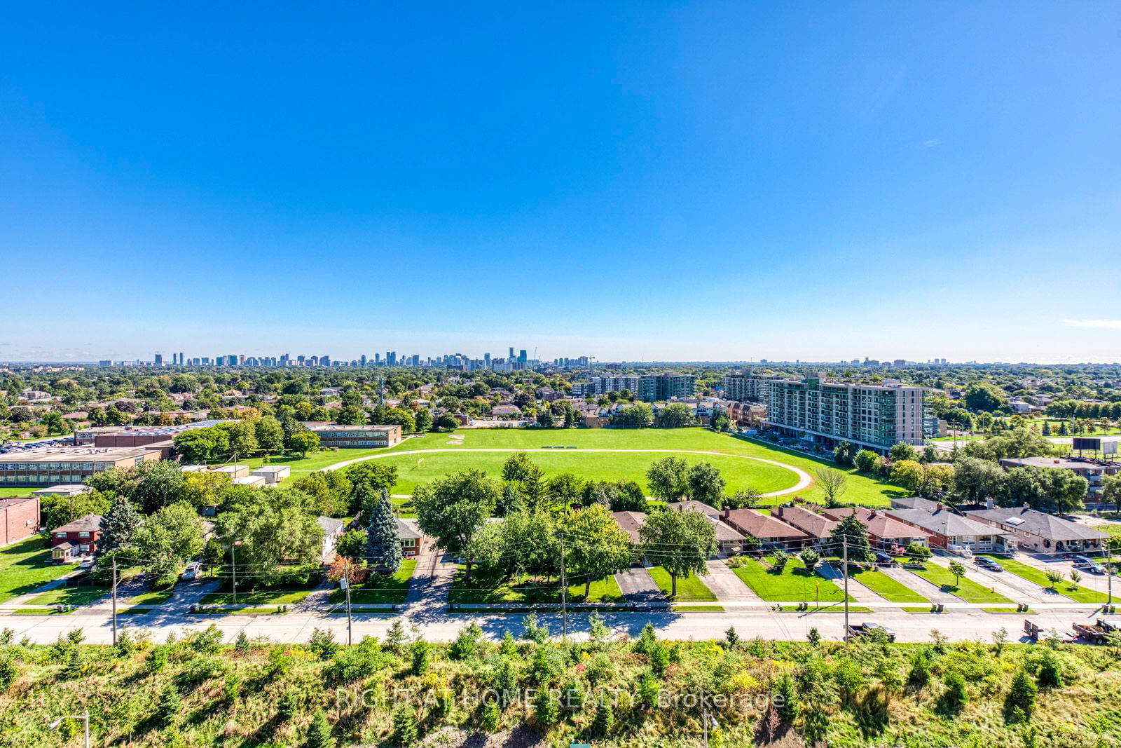 Avro Condominiums, North York, Toronto