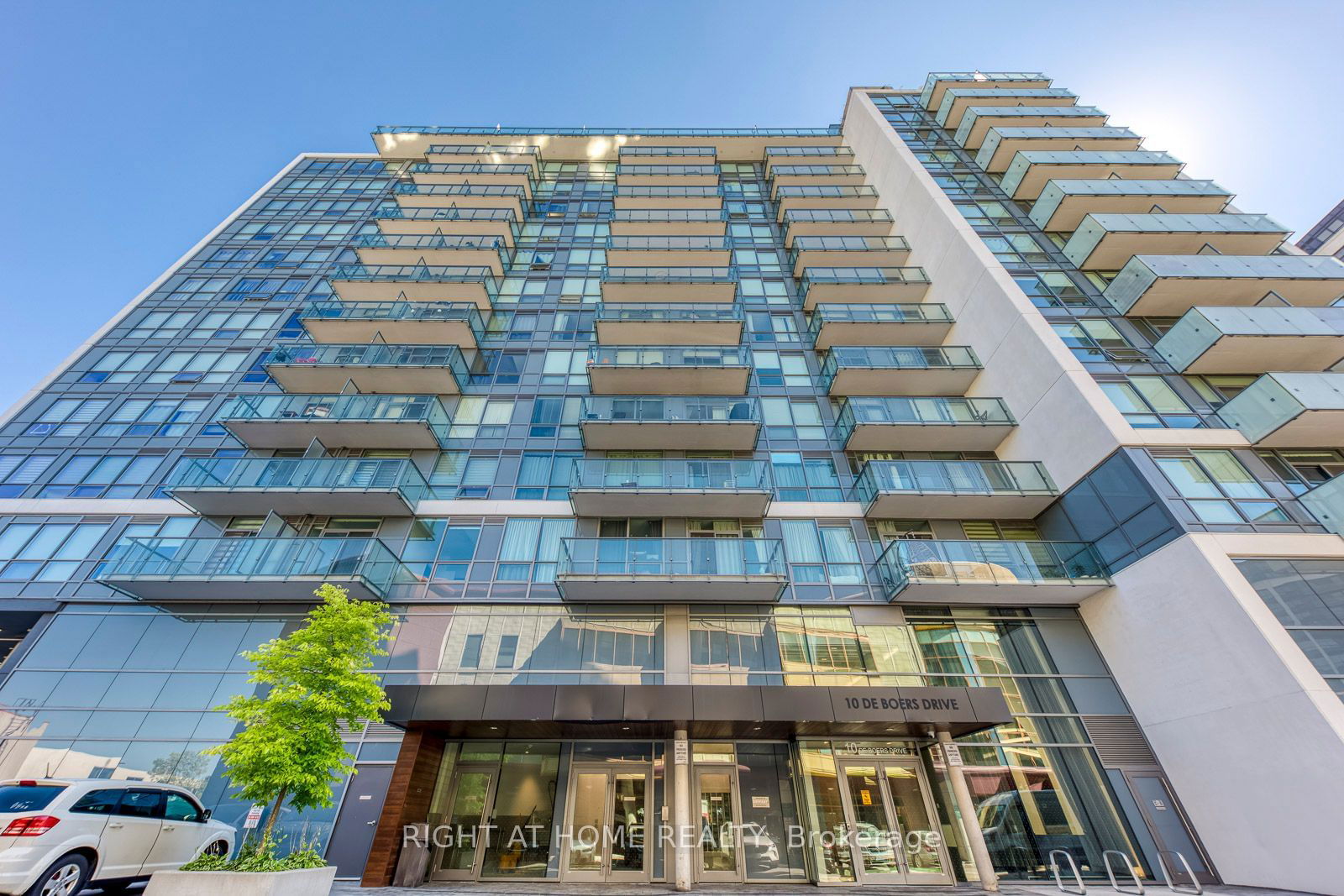 Avro Condominiums, North York, Toronto