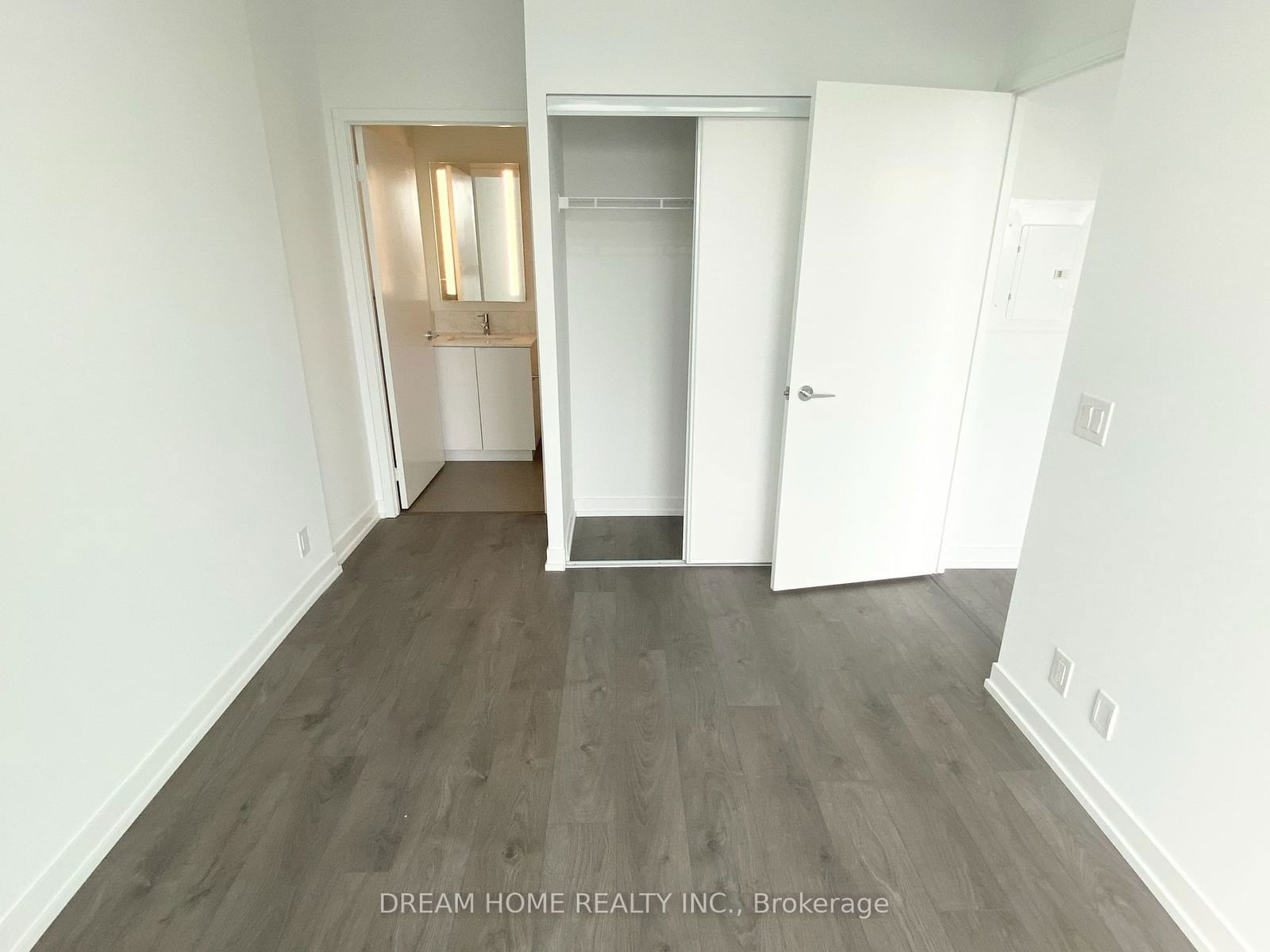 270 Dufferin St, unit 1006 for sale