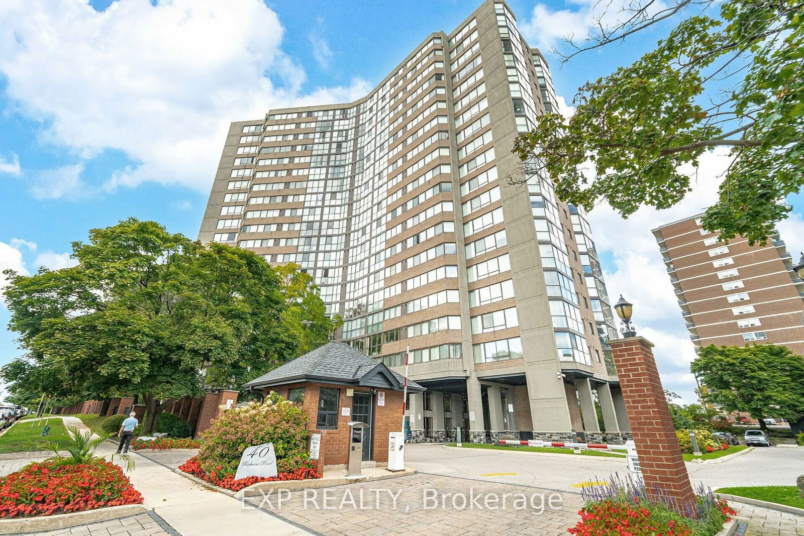 40 Richview Rd, unit 508 for sale