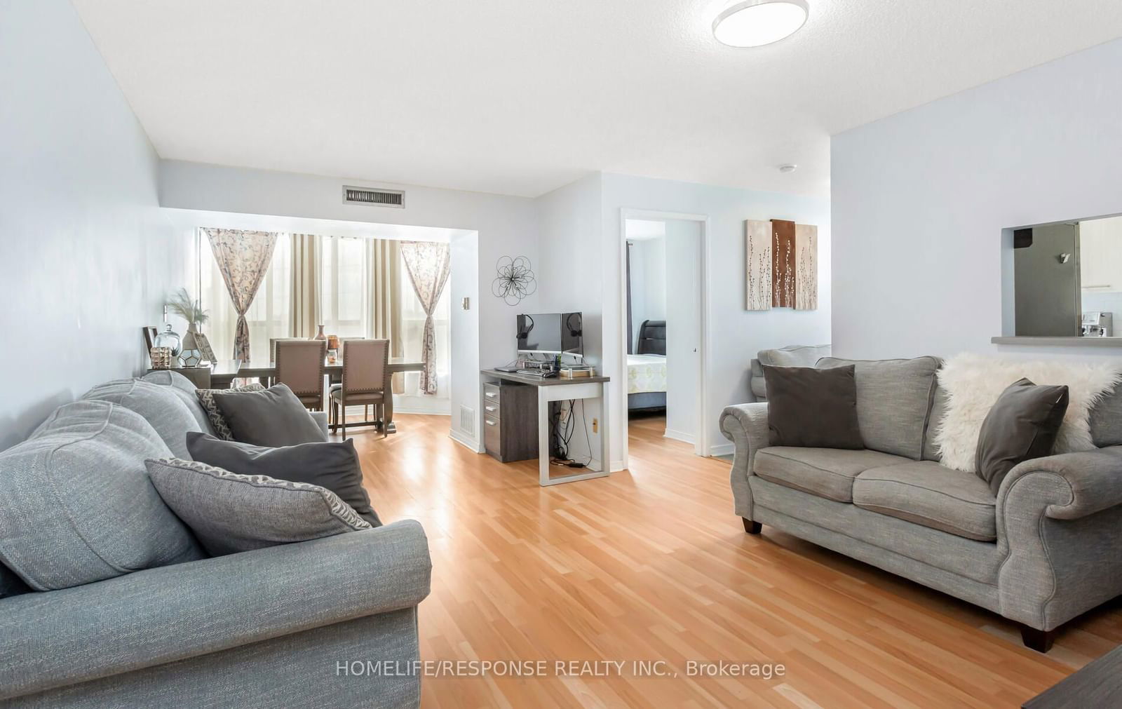 25 AGNES St, unit 409 for sale