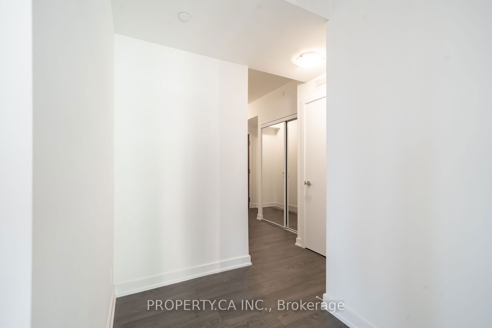 251 Manitoba St, unit 1204 for rent