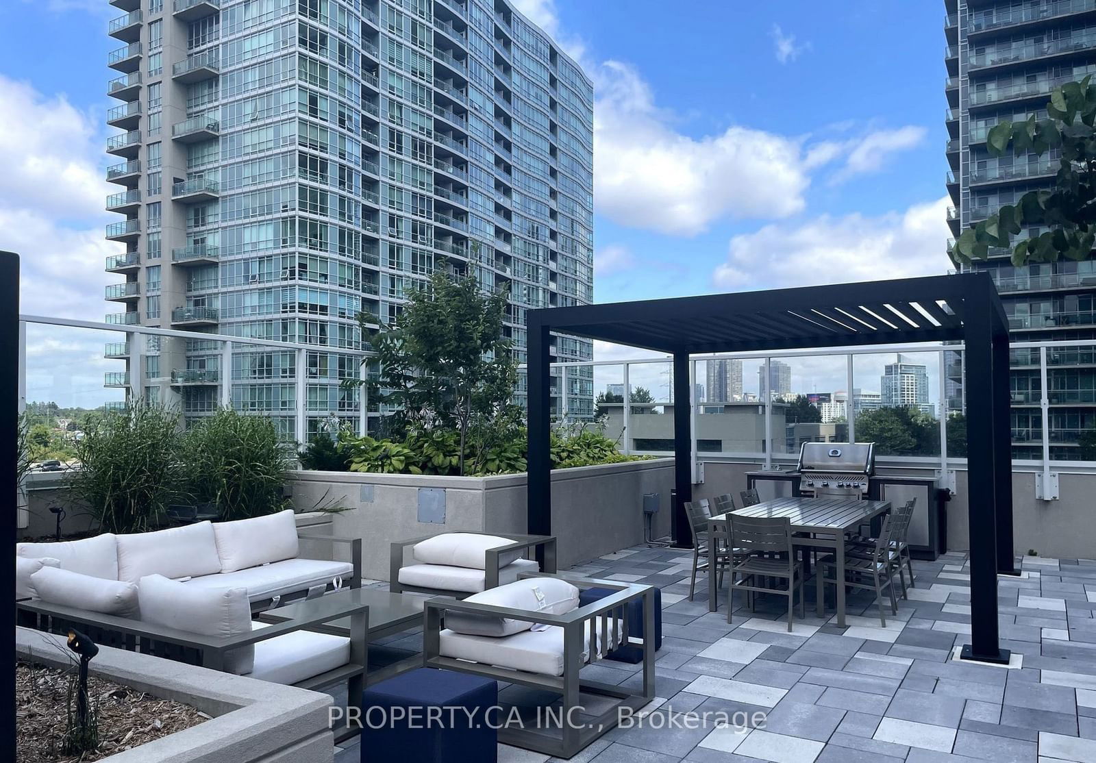 251 Manitoba St, unit 1204 for rent