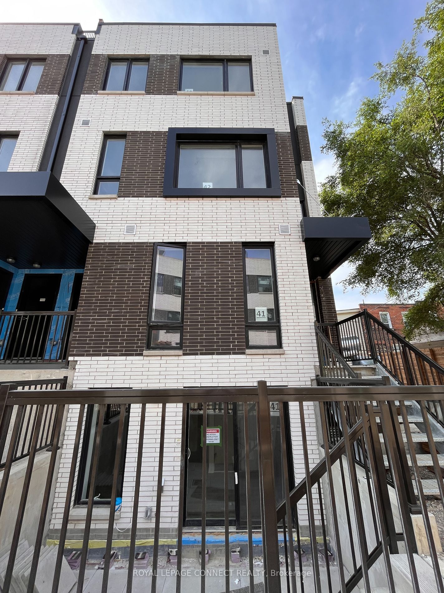 30 Ed Clark Gdns, unit TH9 for rent