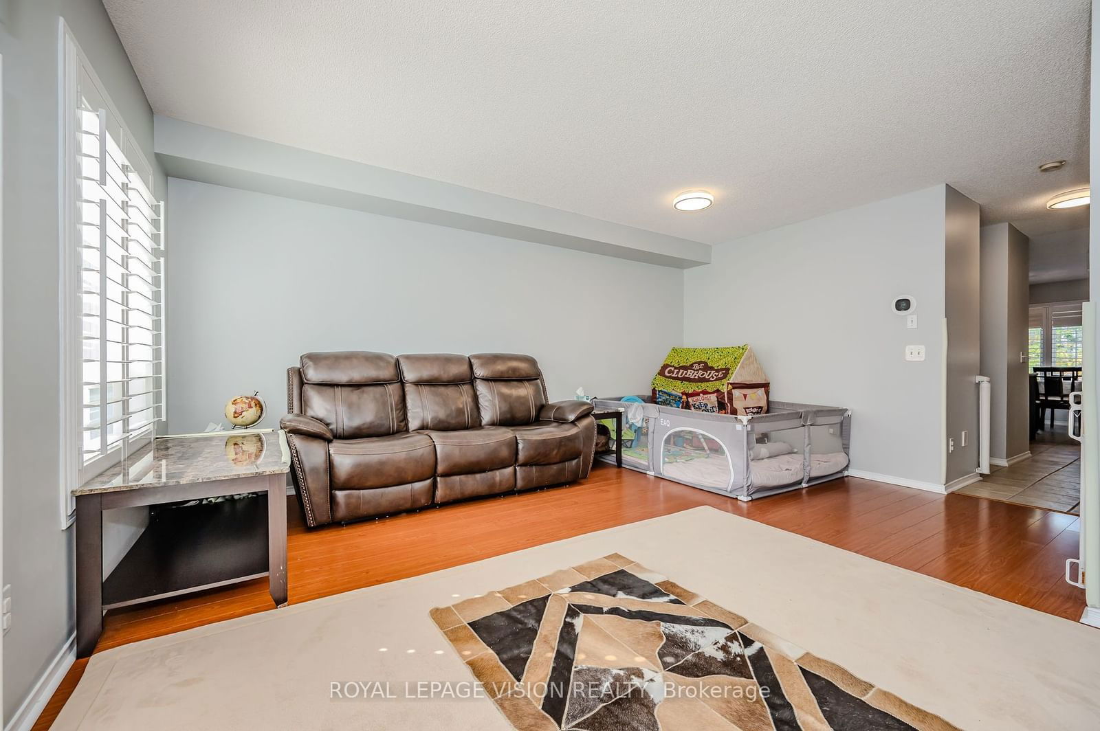 5030 Heatherleigh Ave, unit 10 for sale