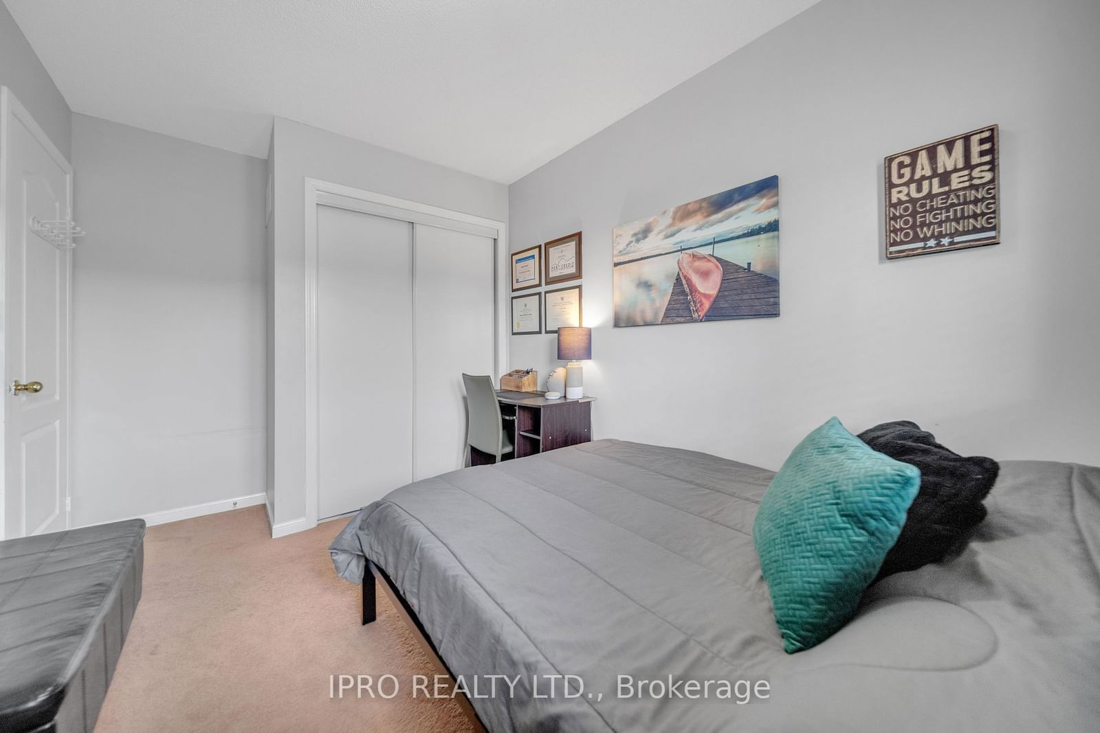 3030 Breakwater Crt, unit 165 for sale