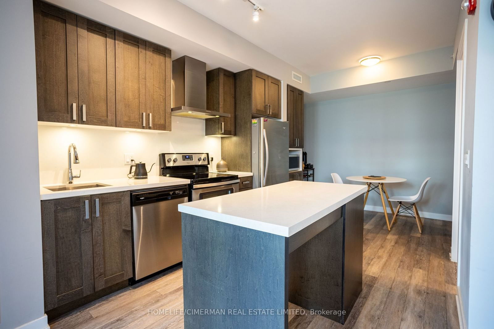 5260 Dundas St, unit C323 for sale