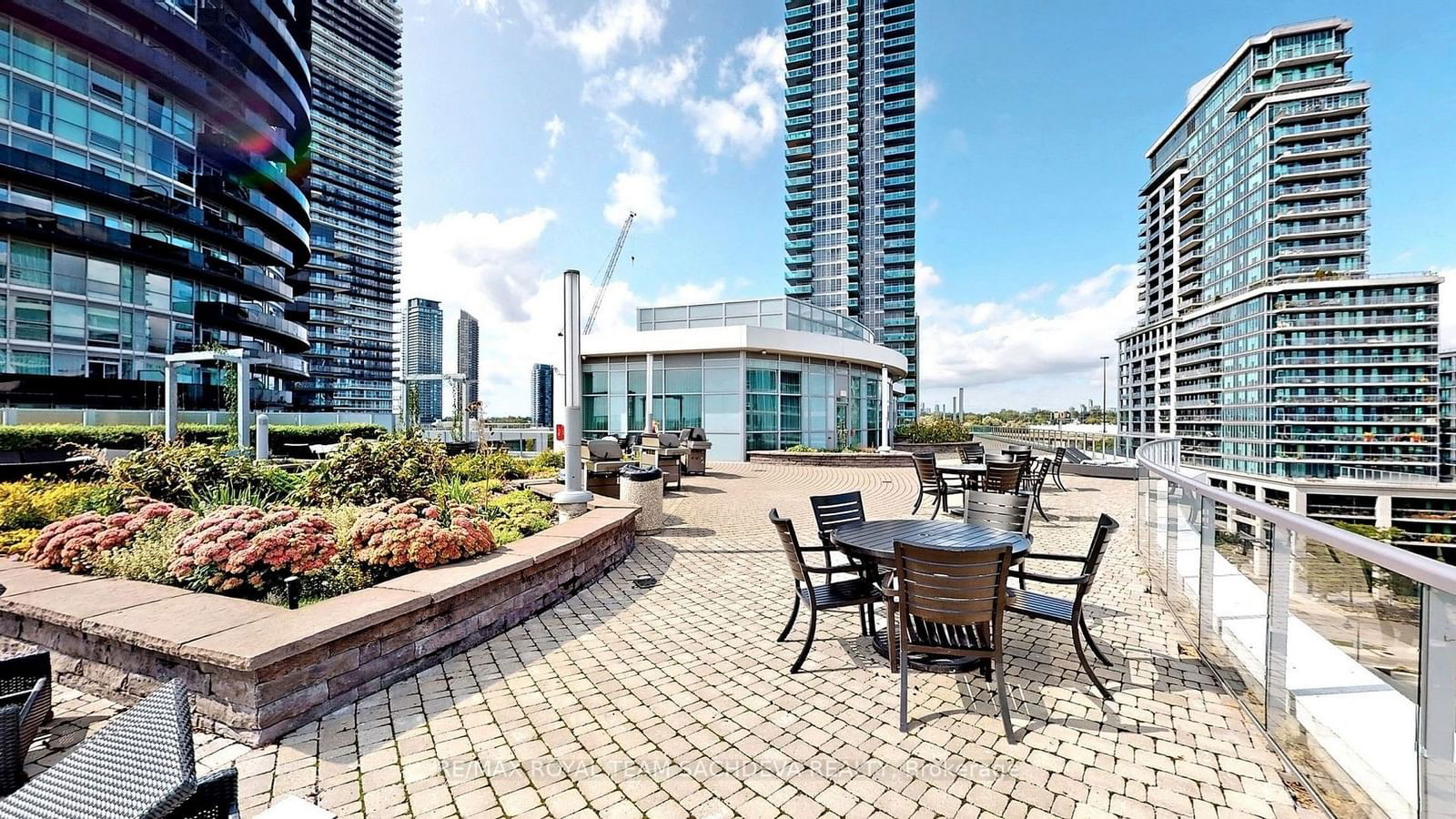 80 Marine Parade Dr, unit 1408 for sale