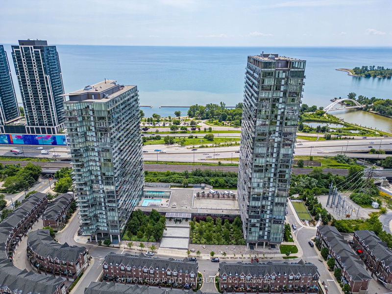 105 The Queensway, unit 1009 for sale