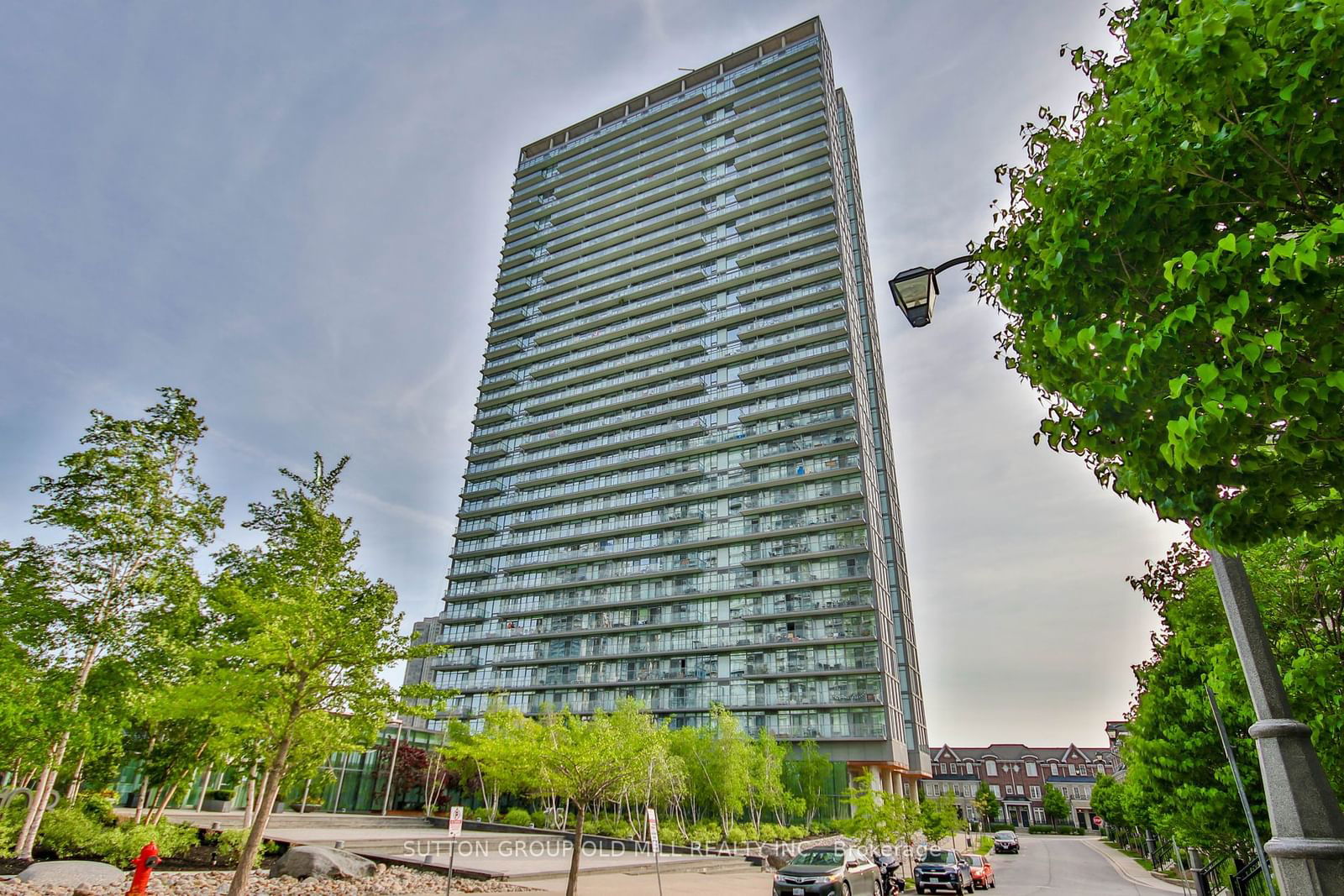 105 The Queensway, unit 1009 for sale