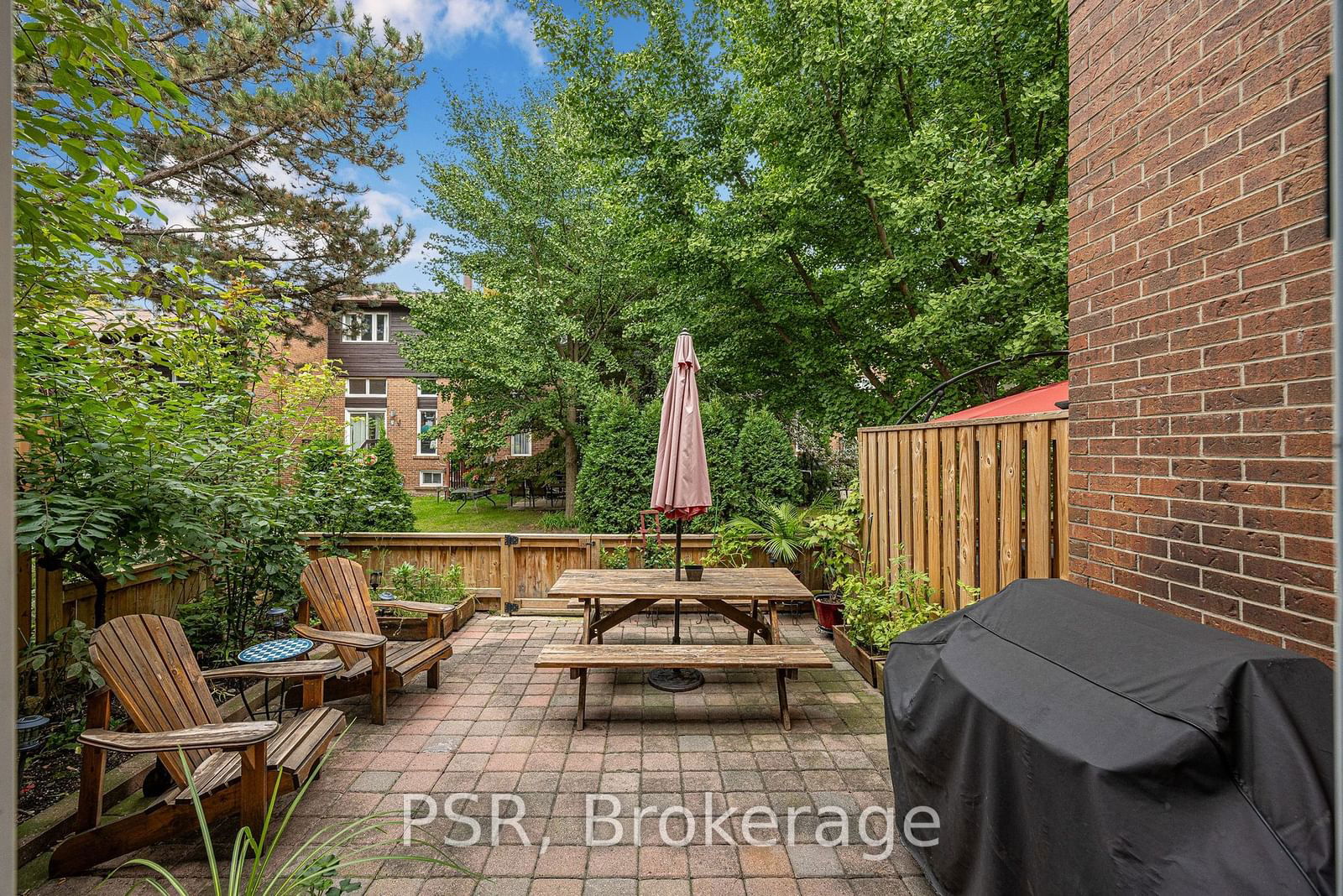 1755 Rathburn Road Townhomes, Mississauga, Toronto