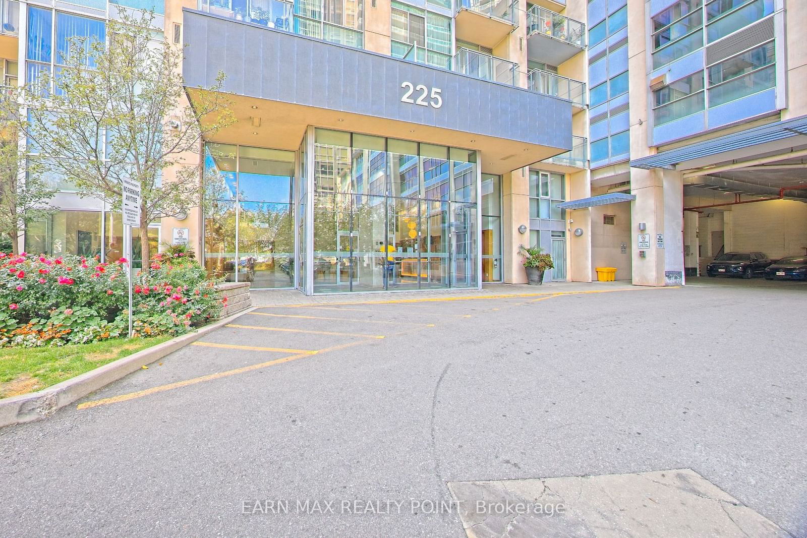 225 Webb Dr, unit 2210 for sale