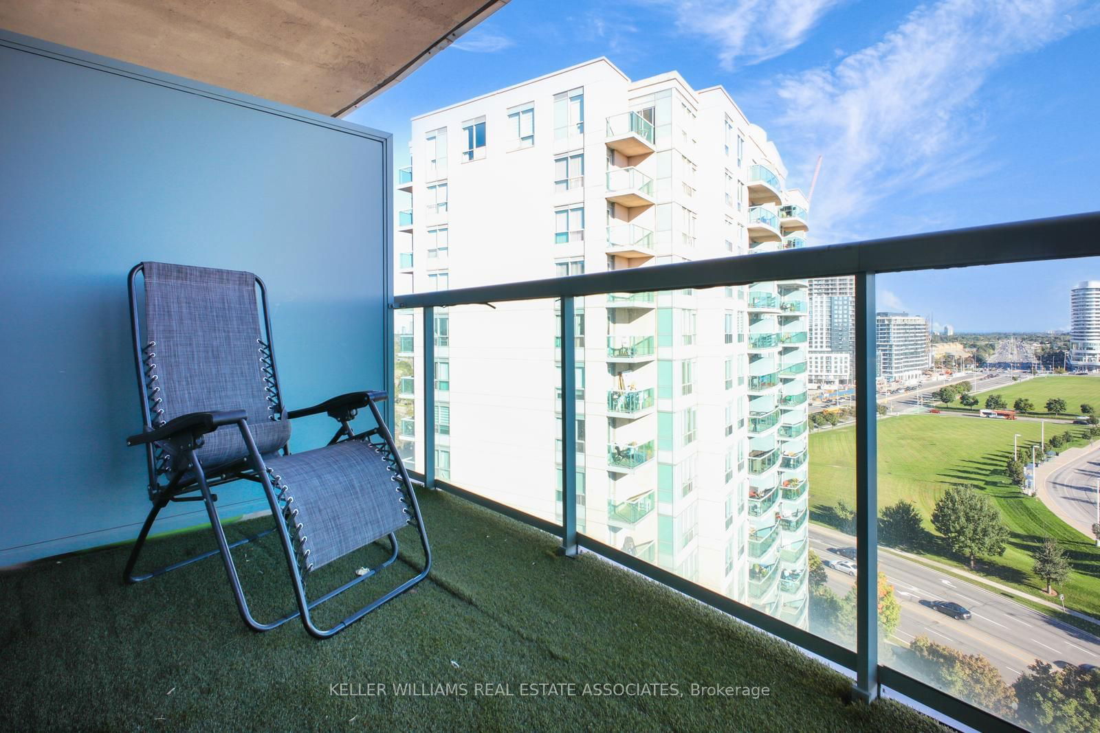 2565 Erin Centre Blvd, unit 1509 for rent