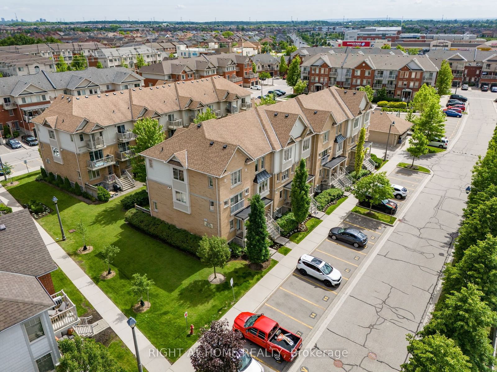 Garden Villas on Thomas, Mississauga, Toronto