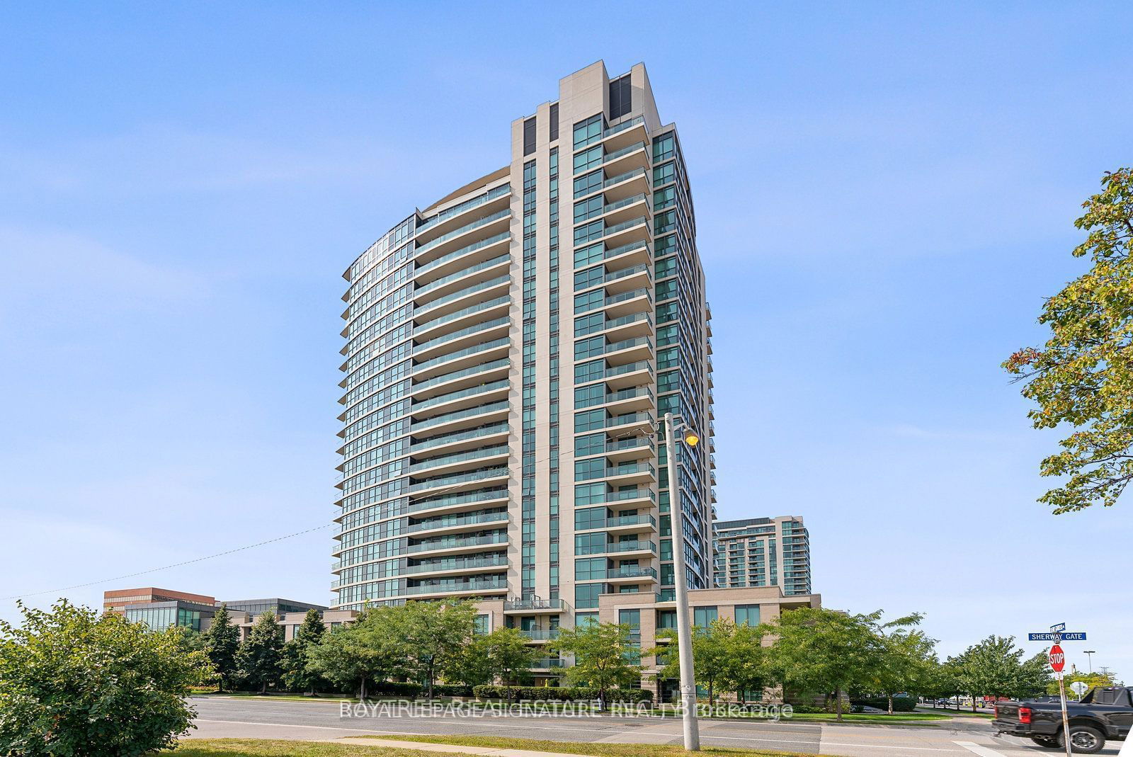 205 Sherway Gardens Rd, unit 803 for rent