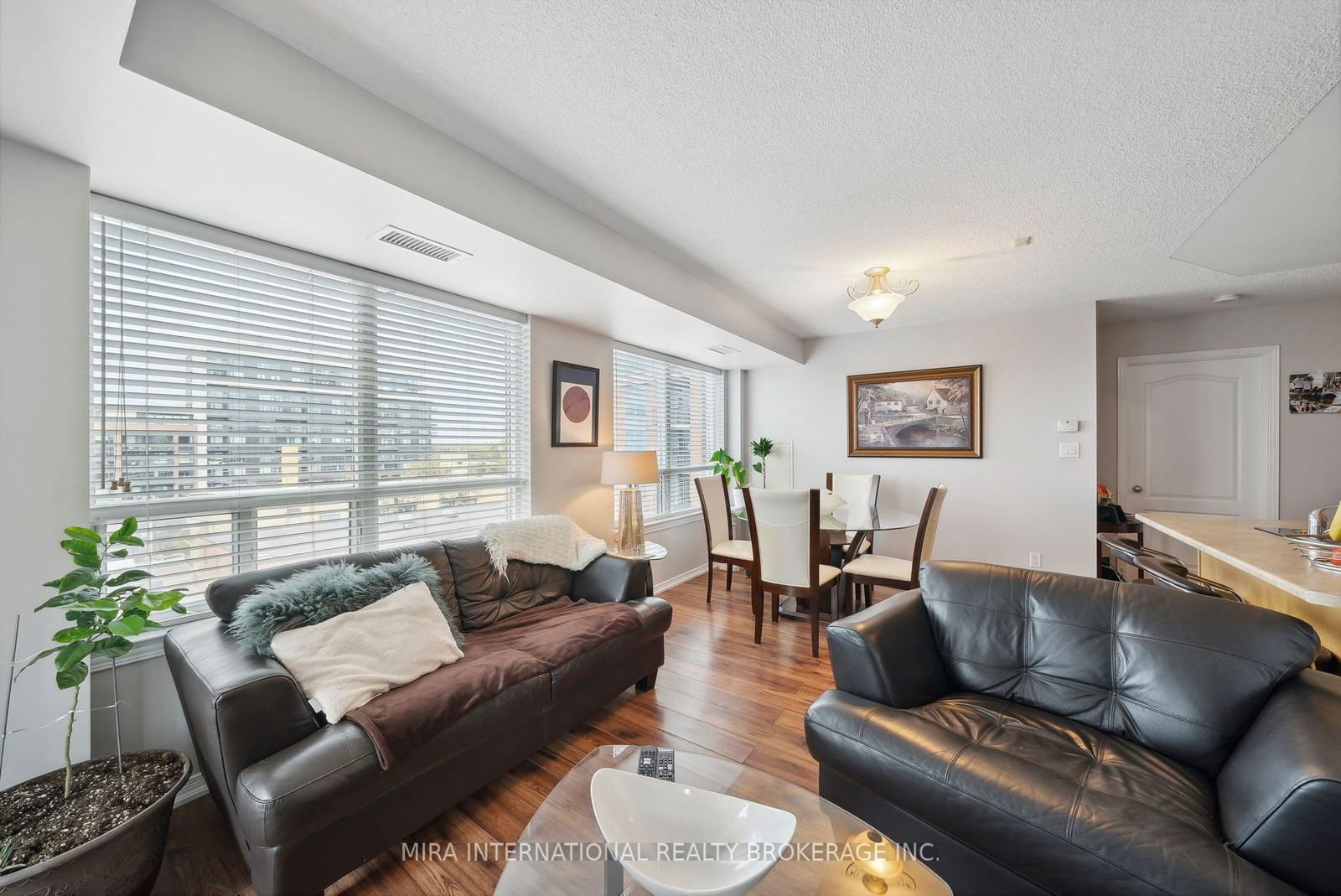 2772 keele St, unit 713 for sale