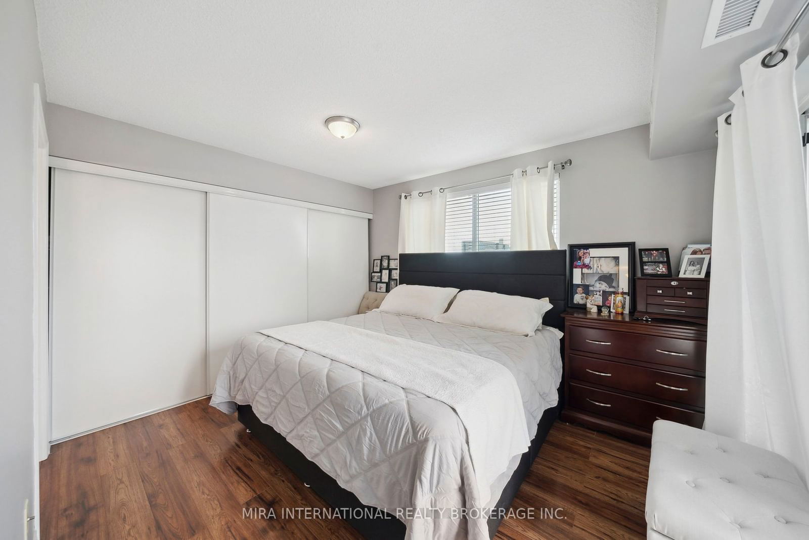 2772 keele St, unit 713 for sale