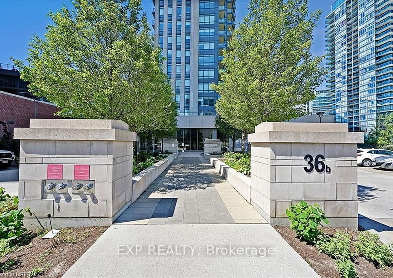 36 Park Lawn Rd W, unit 1601 for sale