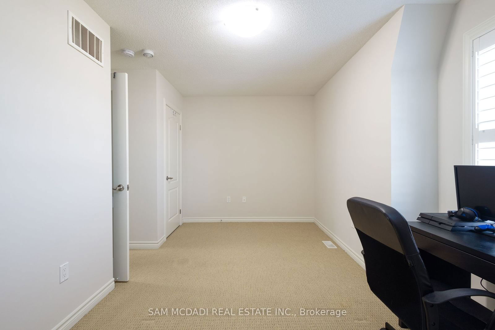 1380 Costigan Rd, unit 113 for rent