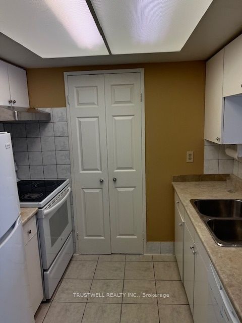 265 Enfield Pl, unit 612 for rent