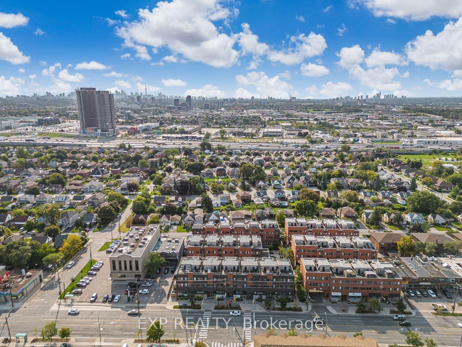 867 Wilson Ave, unit 2B for sale