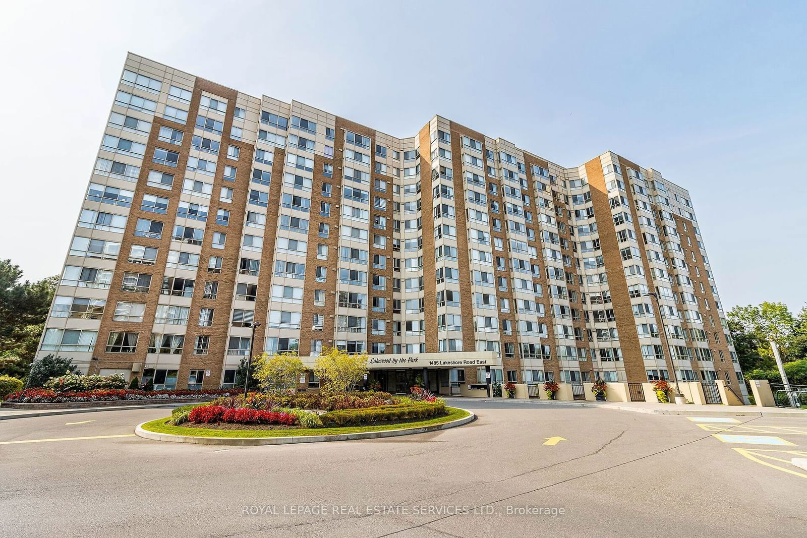 1485 Lakeshore Rd E, unit 312 for sale