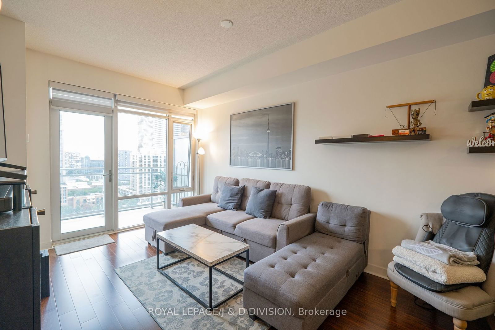 365 Prince Of Wales Dr, unit 1403 for rent