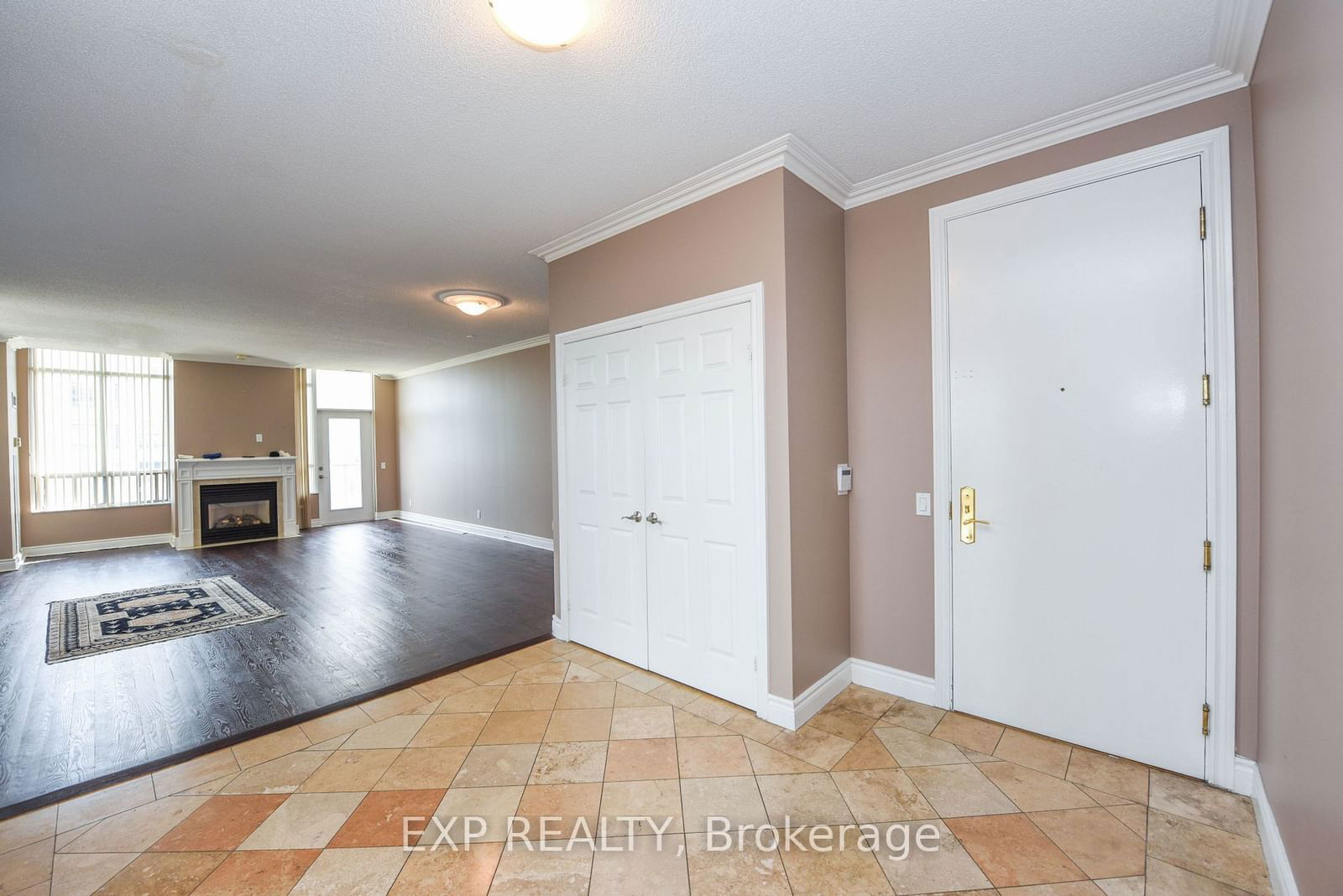 35 Kingsbridge Garden Circ, unit 3205 for sale