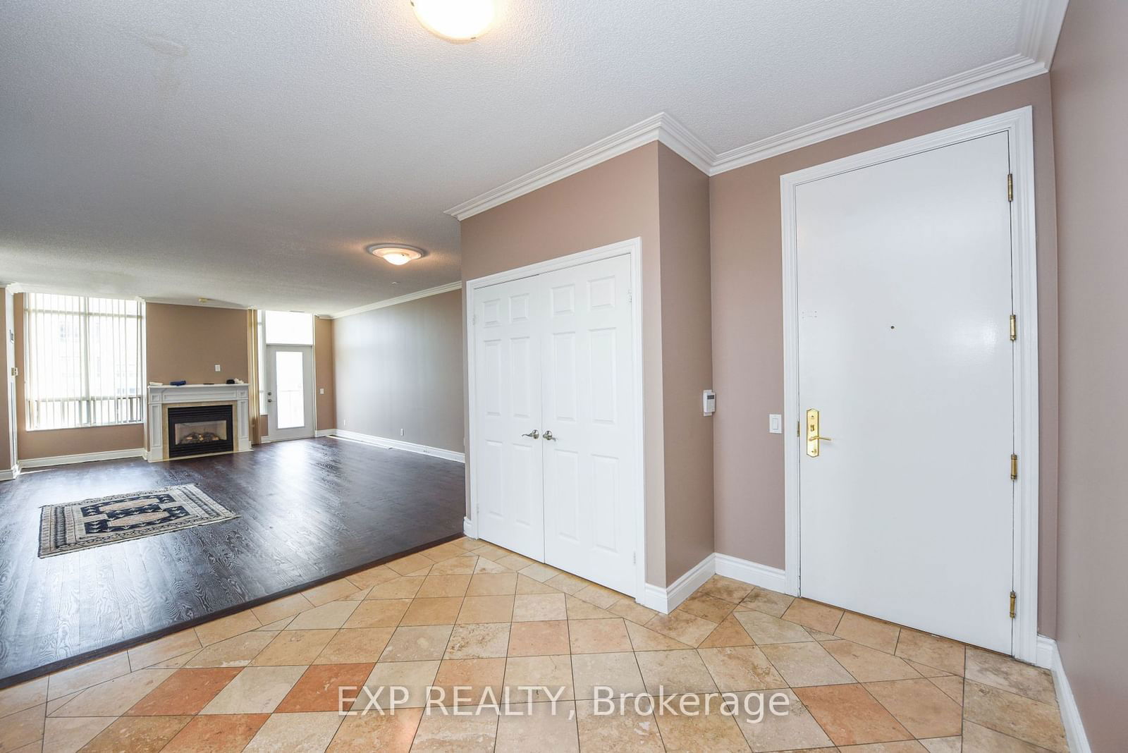 35 Kingsbridge Garden Circ, unit 3205 for sale