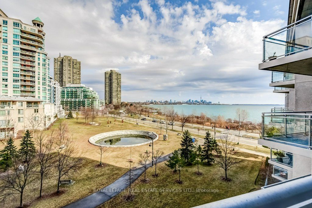 Explorer At Waterview Condos, Etobicoke, Toronto