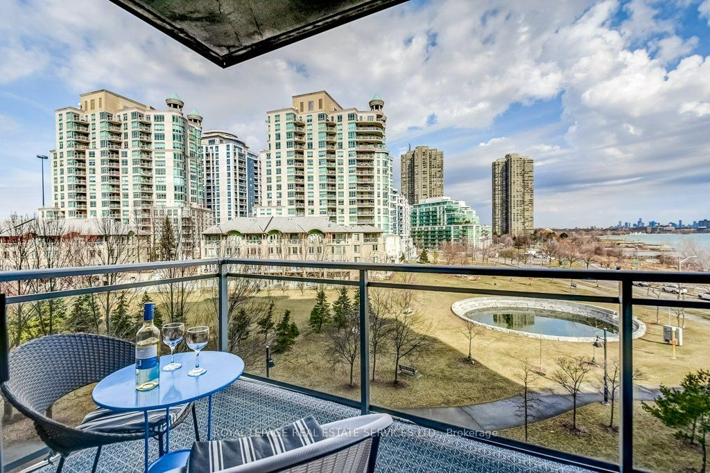 Explorer At Waterview Condos, Etobicoke, Toronto