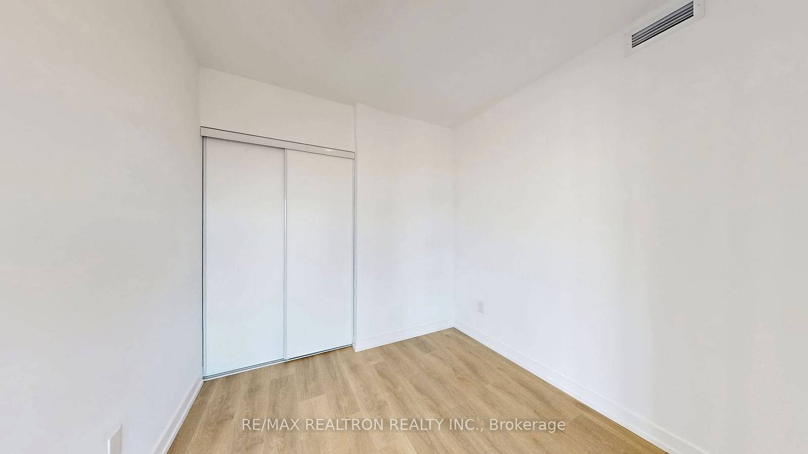 1100 Sheppard Ave W, unit 1126 for rent