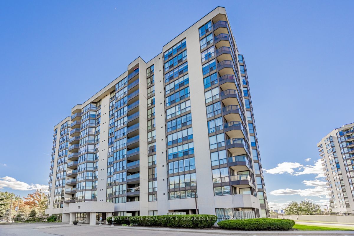 1111 Bough Beeches Blvd, unit 605 for sale