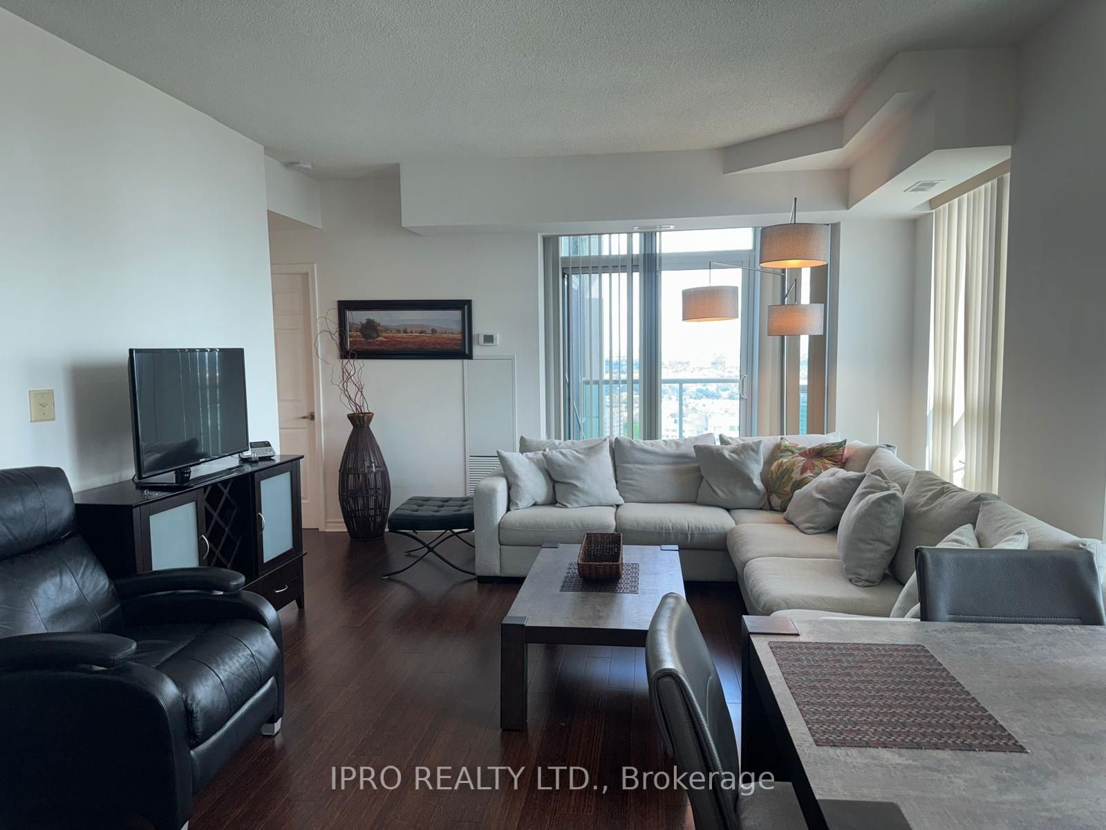 208 Enfield Pl, unit 3503 for rent