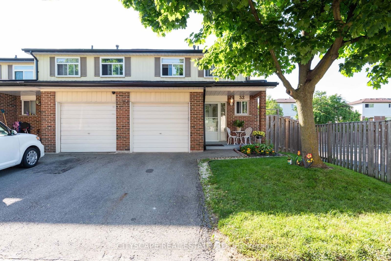 32 Vodden Crt for sale 