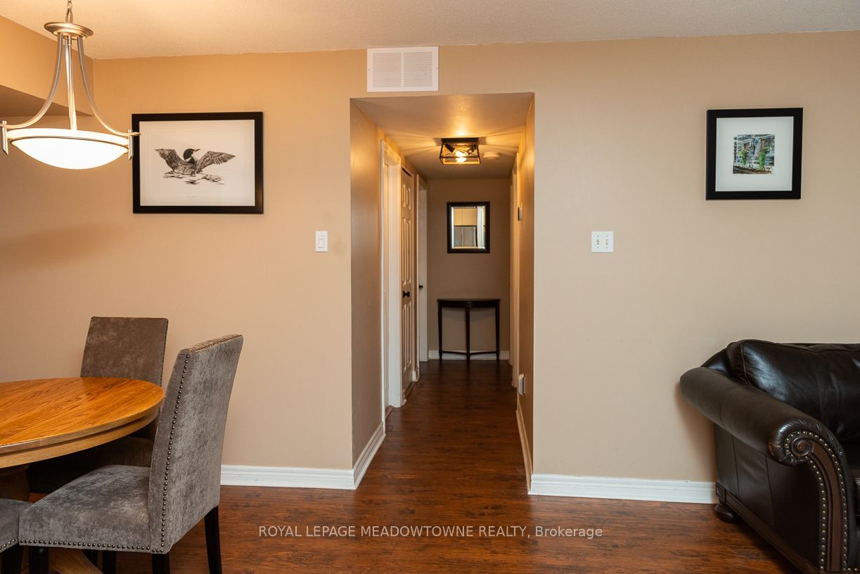 4140 Foxwood Drive Townhomes, Burlington, Toronto