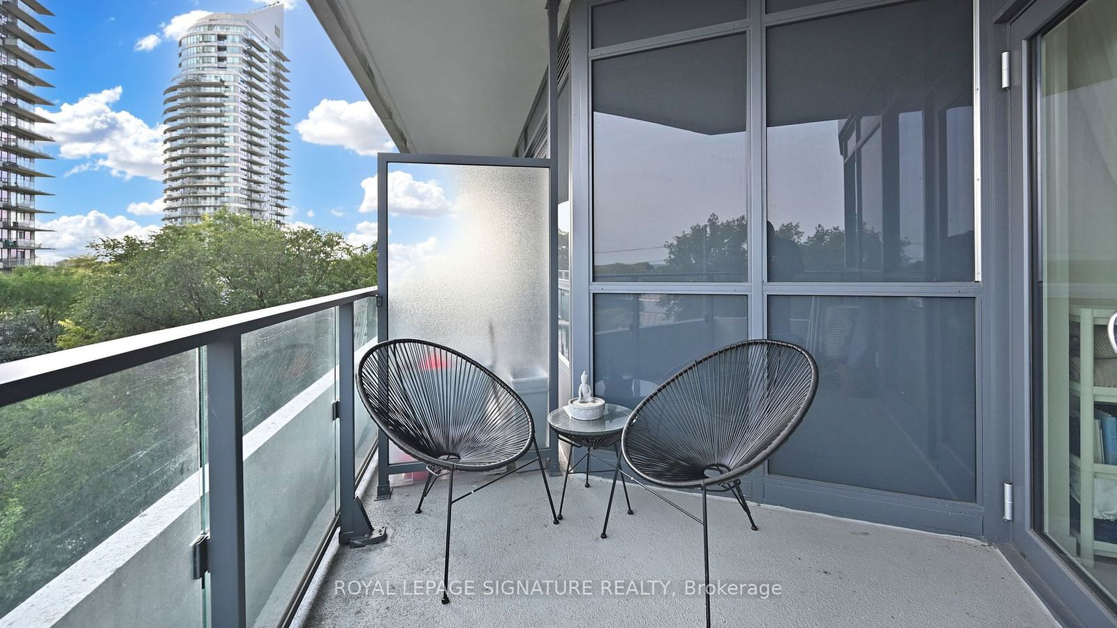 2212 Lake Shore Blvd W, unit 615 for rent