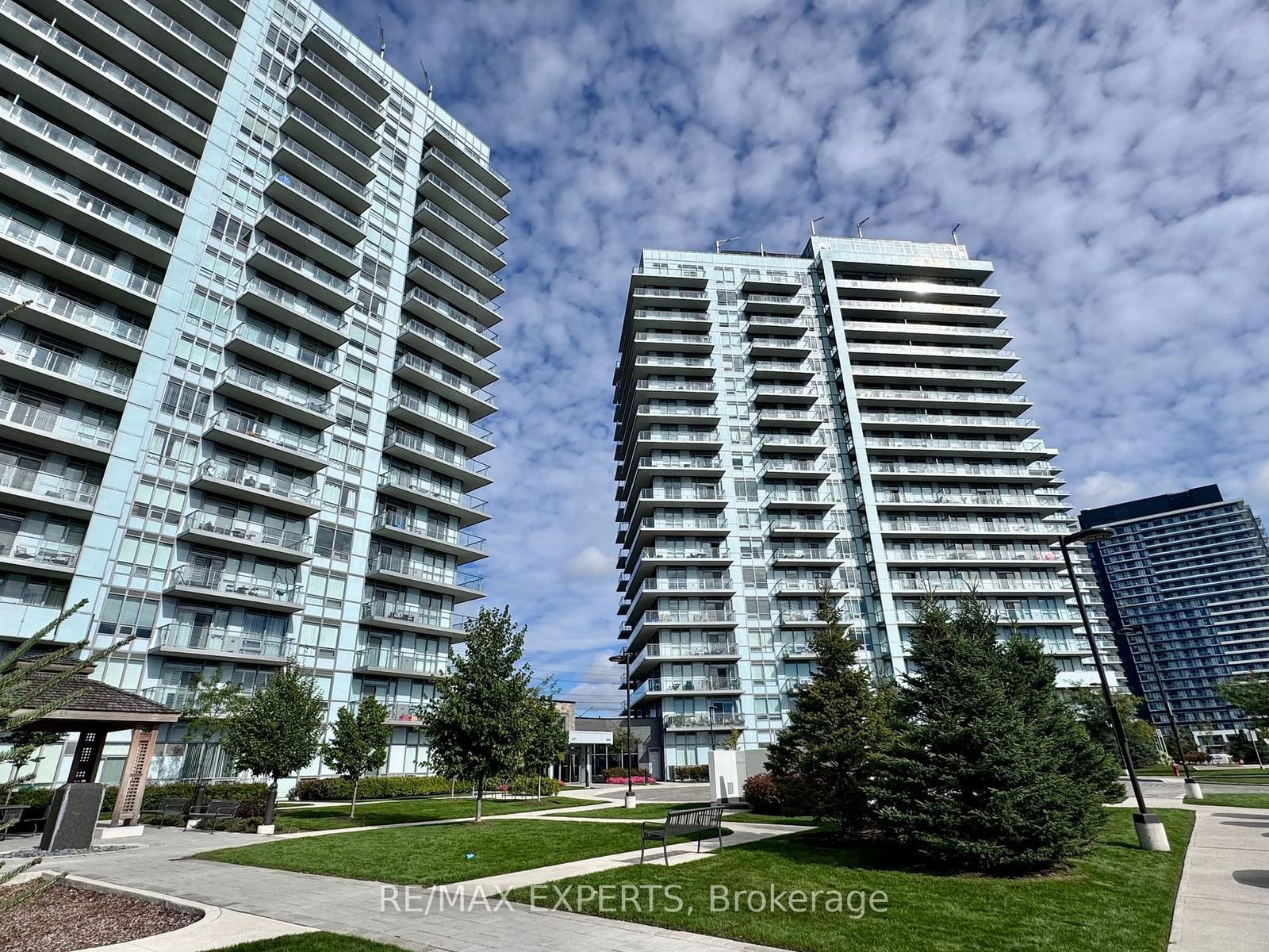 4699 Glen Erin Dr, unit PH7 for sale