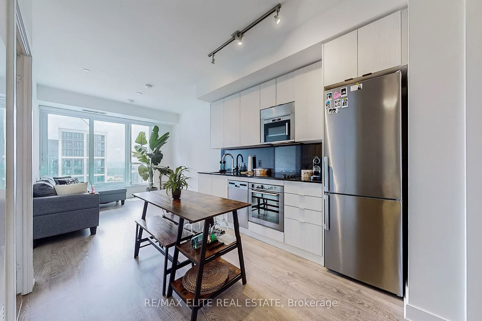 5 Mabelle Ave, unit 3532 for sale