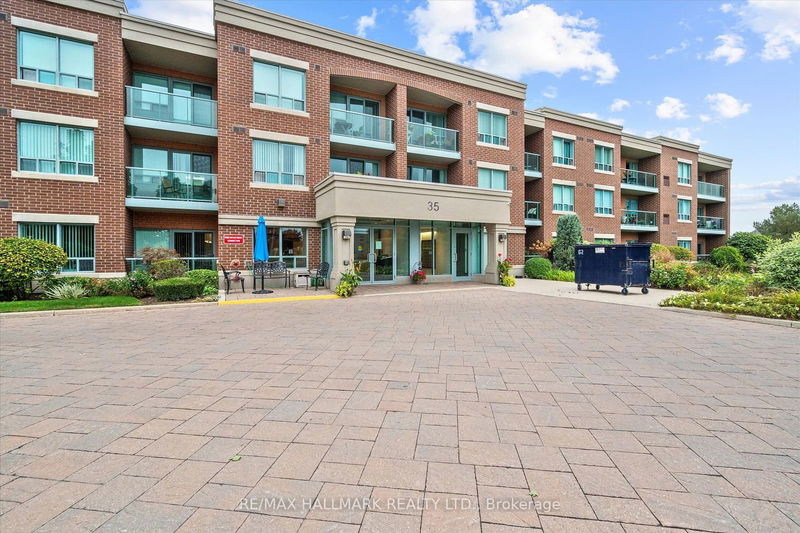 35 Via Rosedale Way, unit 302 for sale